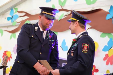 Prostovoljno gasilsko društvo Sela bogatejše za vozilo GV -1 (74)